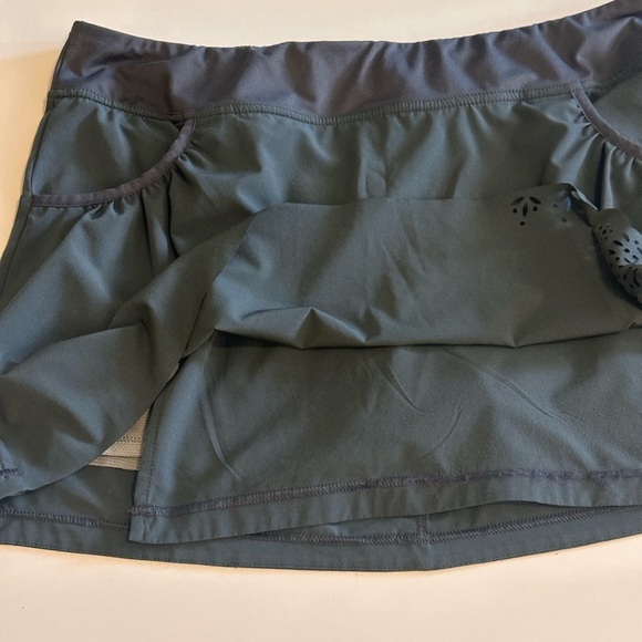 Athleta Dark Gray Skort - Picture 5 of 10